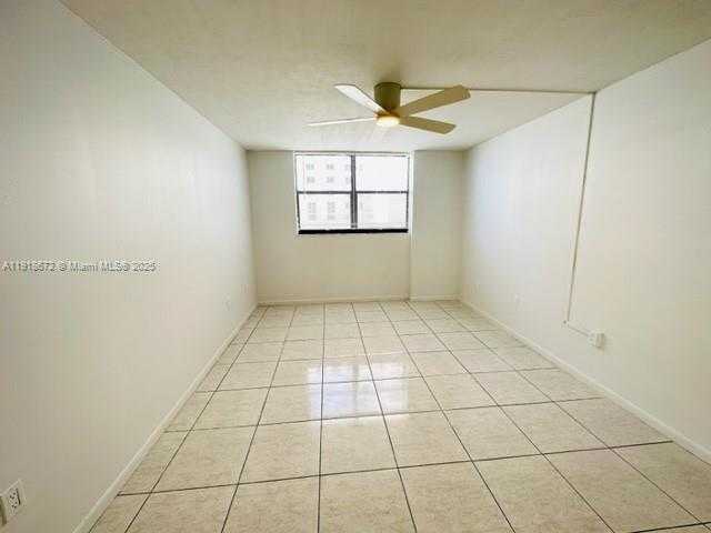 Small Image of 1621 COLLINS AVE #706, Miami Beach Number 15