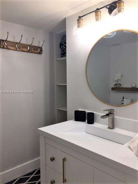 Small Image of 5701 COLLINS AVE #808, Miami Beach Number 14