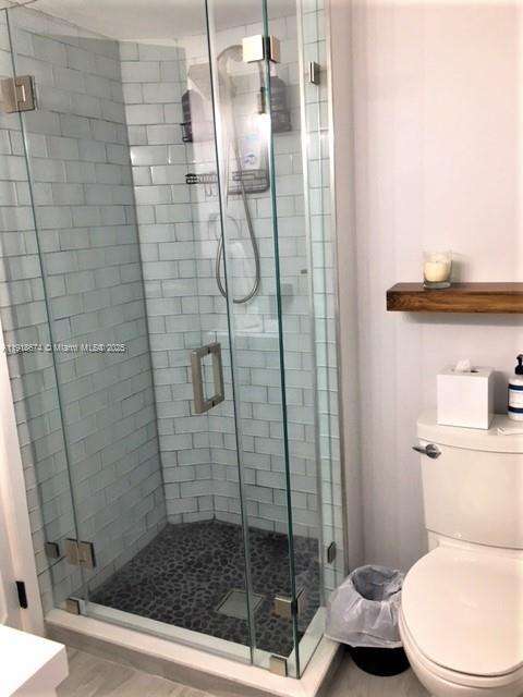 Small Image of 5701 COLLINS AVE #808, Miami Beach Number 15
