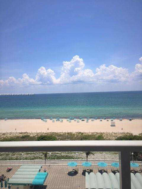 Small Image of 5701 COLLINS AVE #808, Miami Beach Number 2