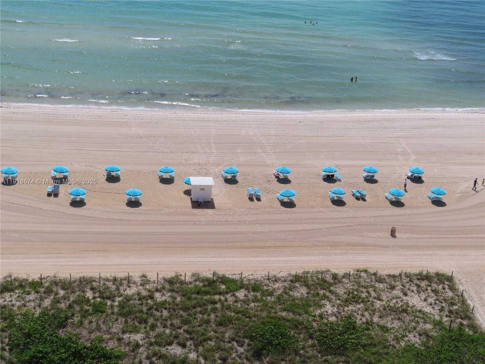 Small Image of 5701 COLLINS AVE #808, Miami Beach Number 3