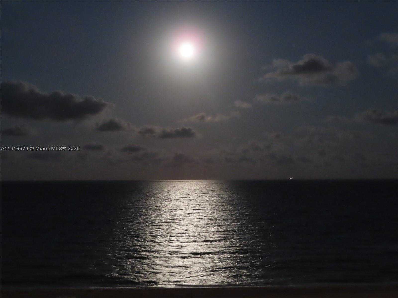 Small Image of 5701 COLLINS AVE #808, Miami Beach Number 5