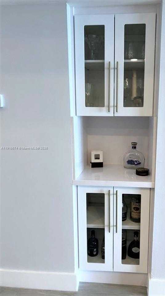 Small Image of 5701 COLLINS AVE #808, Miami Beach Number 9