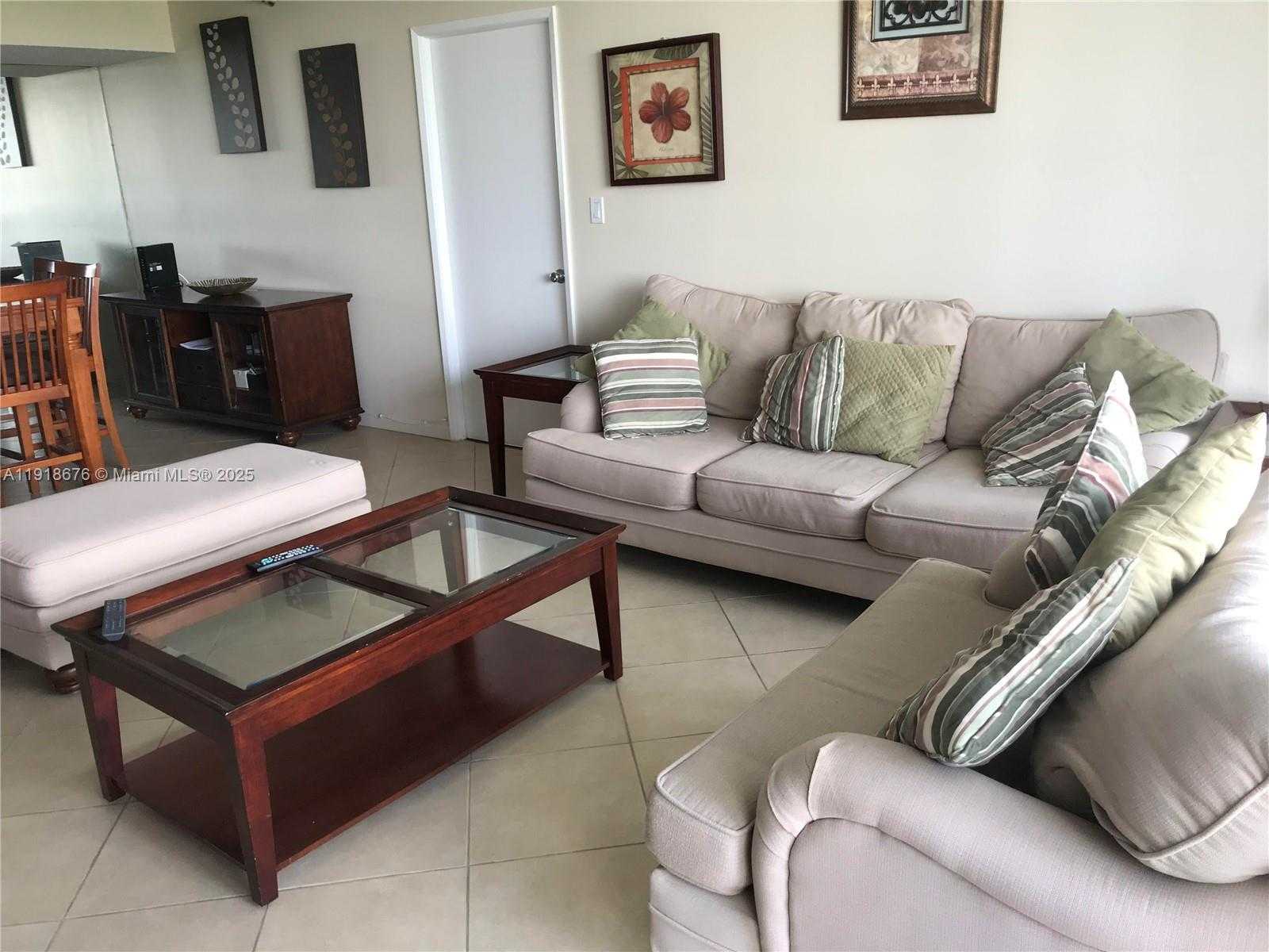 Small Image of 20515 EAST COUNTRY CLUB DR #541, Aventura Number 4