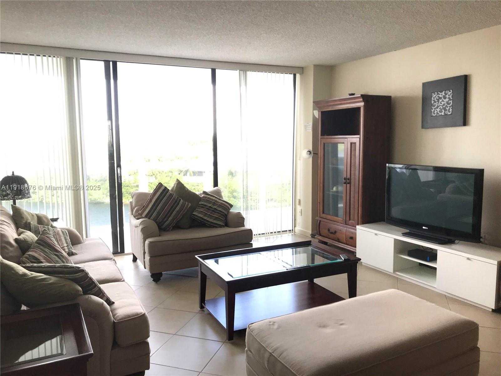 Small Image of 20515 EAST COUNTRY CLUB DR #541, Aventura Number 6