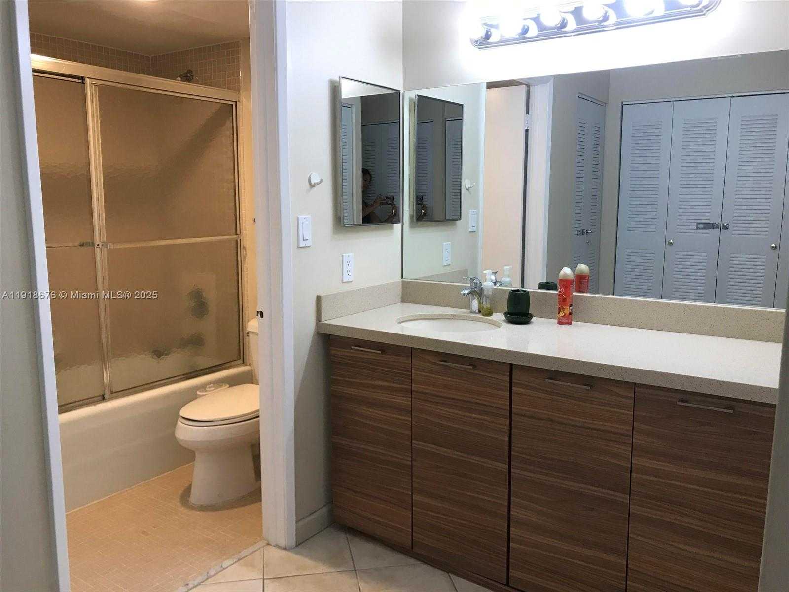 Small Image of 20515 EAST COUNTRY CLUB DR #541, Aventura Number 9