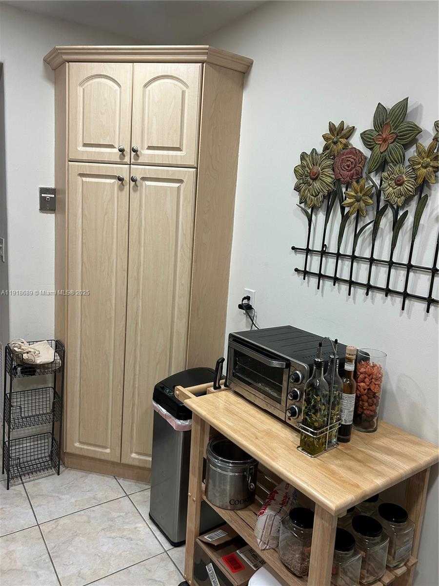 Small Image of 6969 COLLINS AVE #407, Miami Beach Number 11