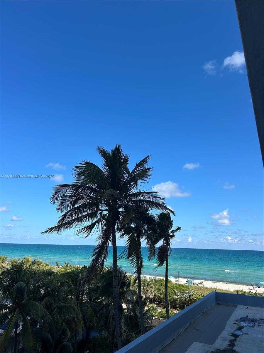 Small Image of 6969 COLLINS AVE #407, Miami Beach Number 5