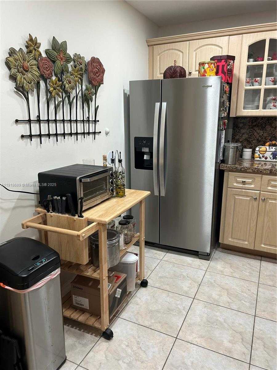 Small Image of 6969 COLLINS AVE #407, Miami Beach Number 6