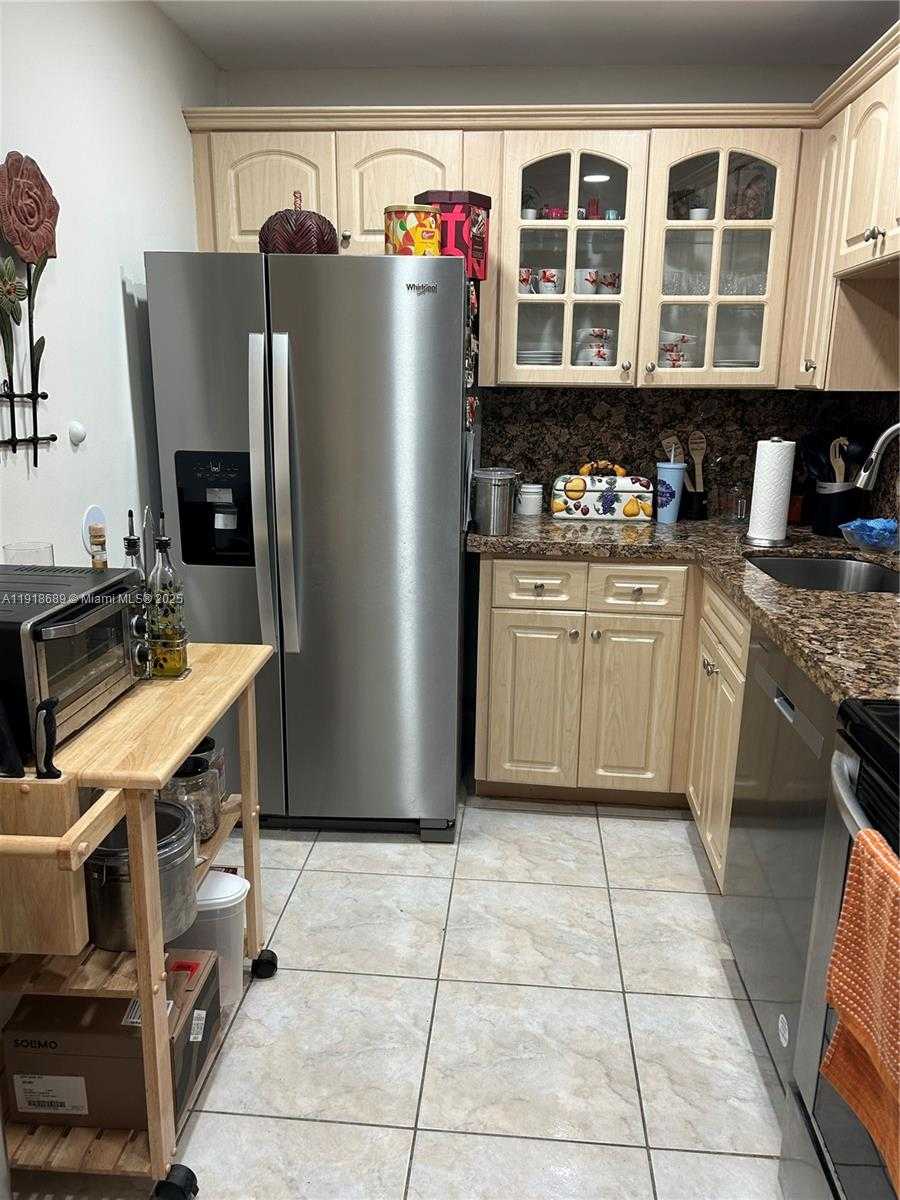 Small Image of 6969 COLLINS AVE #407, Miami Beach Number 7