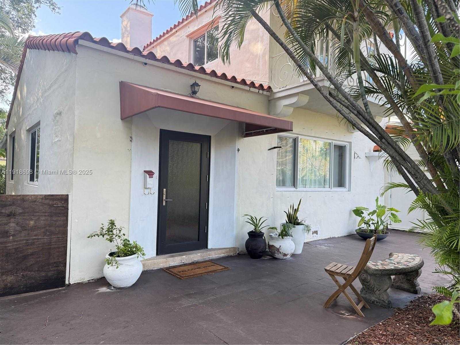 Small Image of 6312 ALTON RD, Miami Beach Number 3