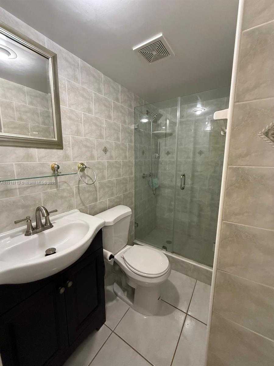 Small Image of 19721 SOUTH WEST 122ND PL #19721, Miami Number 11