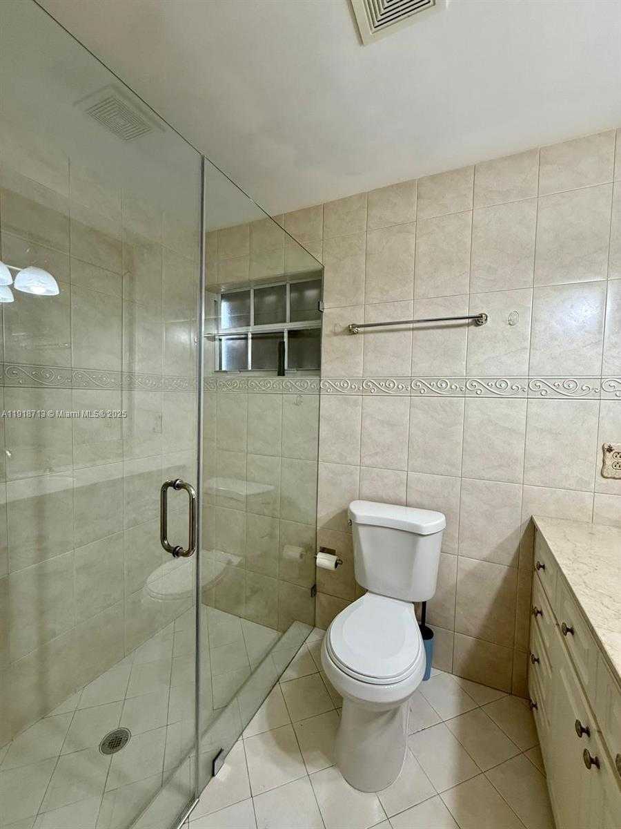 Small Image of 19721 SOUTH WEST 122ND PL #19721, Miami Number 15