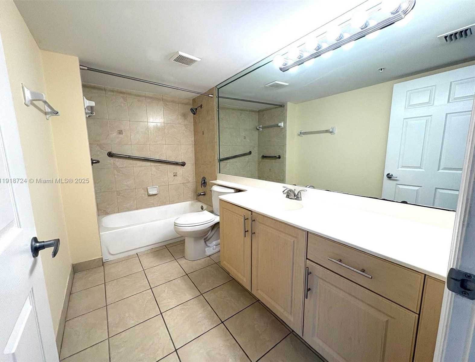 Small Image of 1690 SOUTH WEST 27TH AVE #410, Miami Number 9