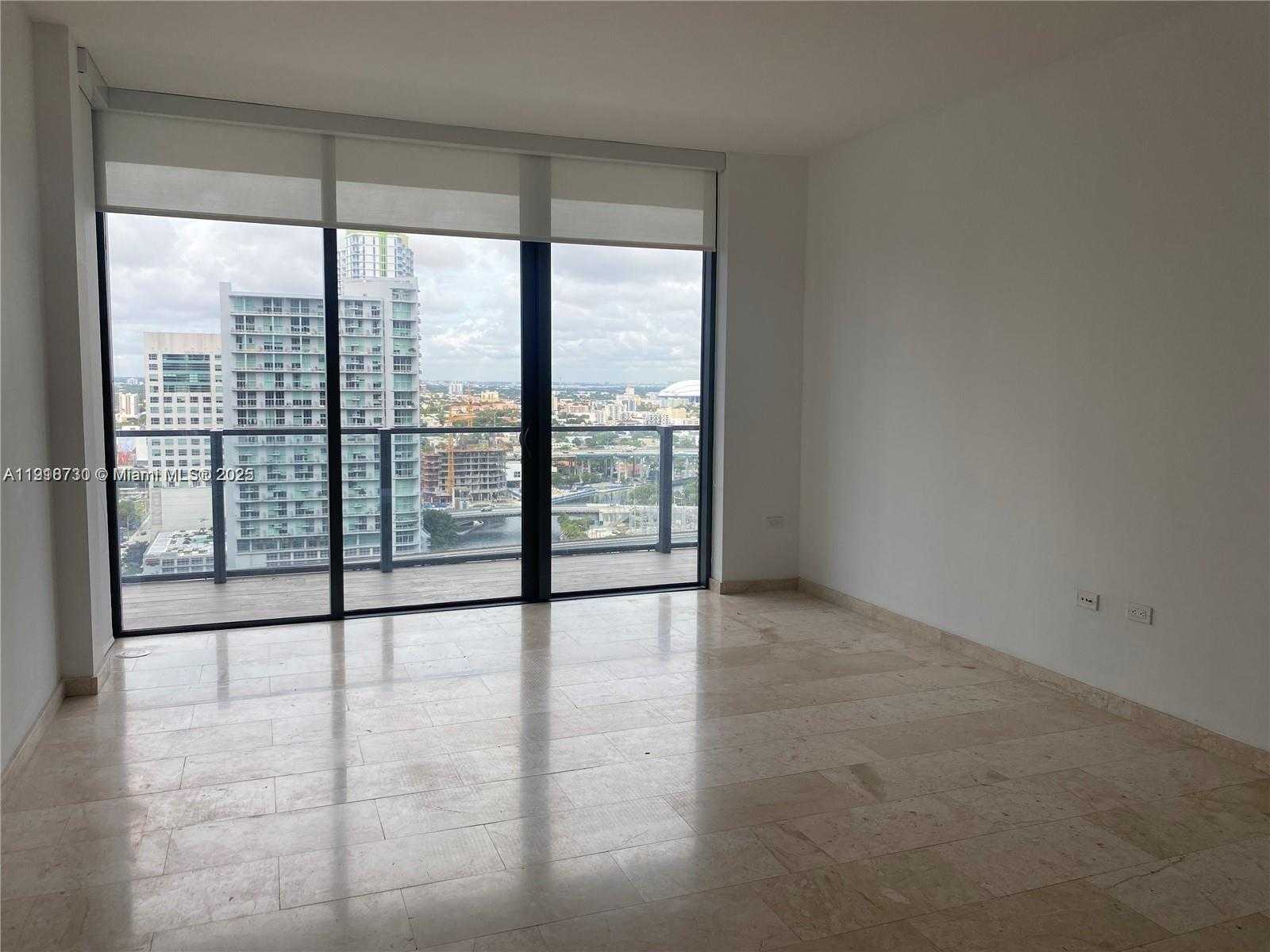 Small Image of 68 SOUTH EAST 6TH ST #2106, Miami Number 3