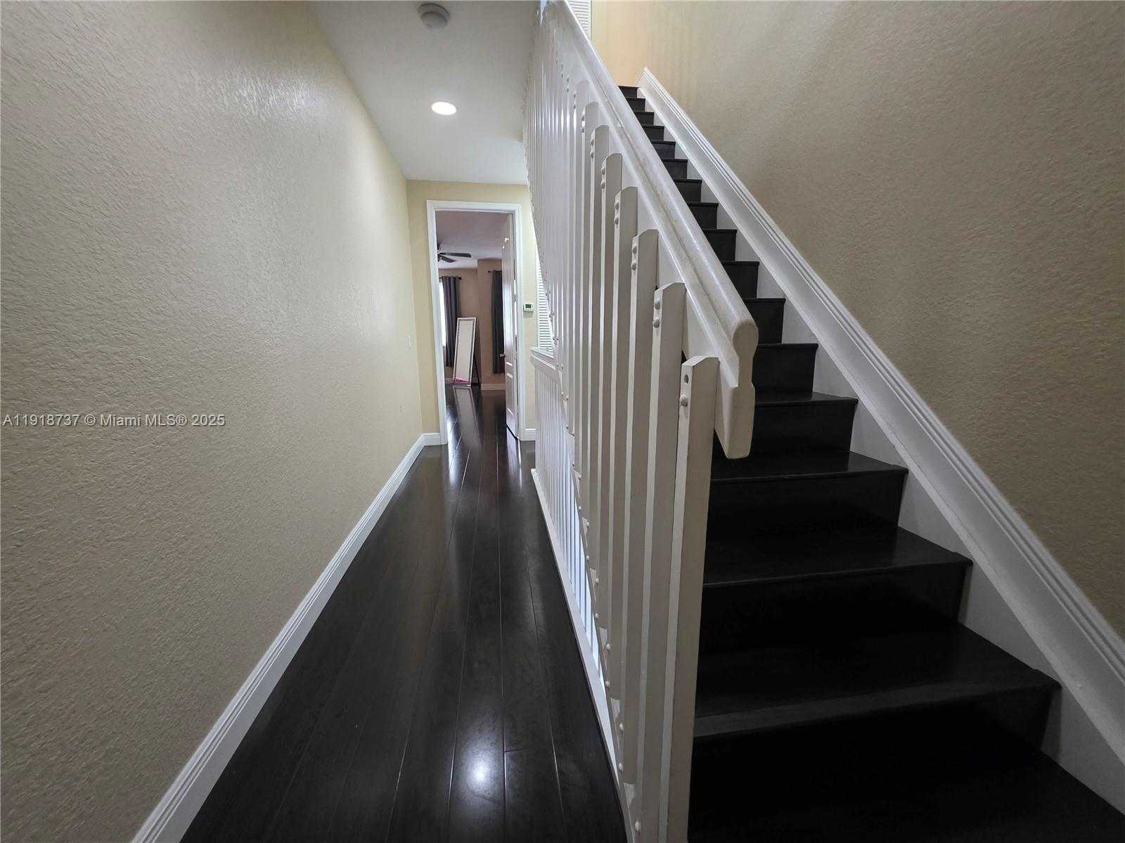 Imagen de Pequeño Objeto