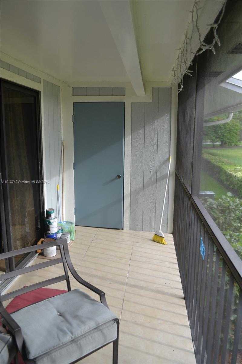 Small Image of 9727 HAMMOCKS BLVD #207D, Miami Number 13