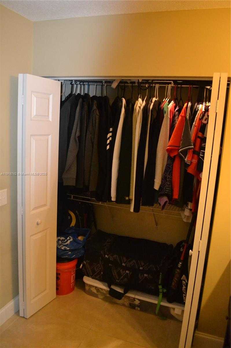 Small Image of 9727 HAMMOCKS BLVD #207D, Miami Number 35