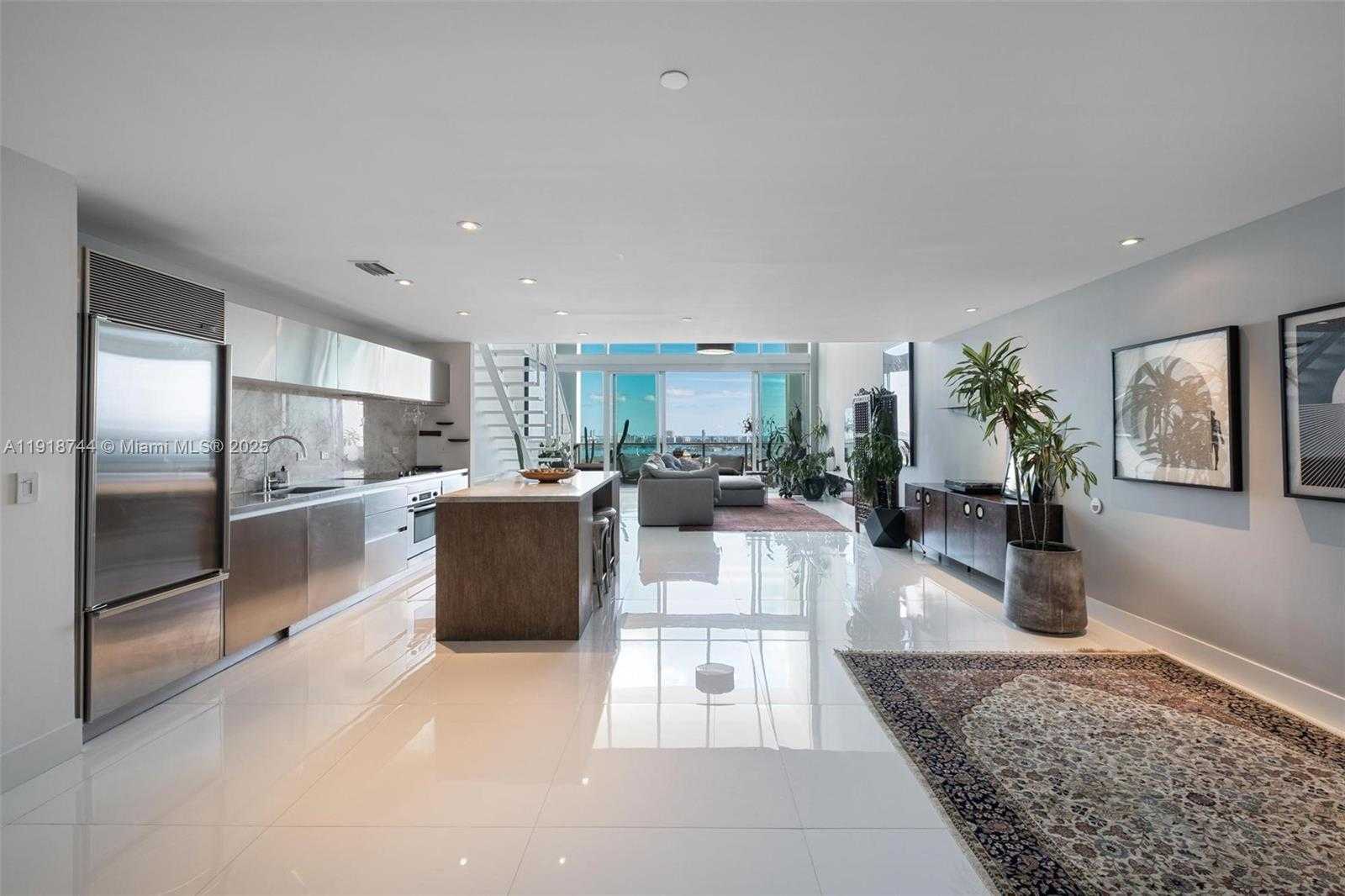 Small Image of 1040 BISCAYNE BLVD #2203, Miami Number 20