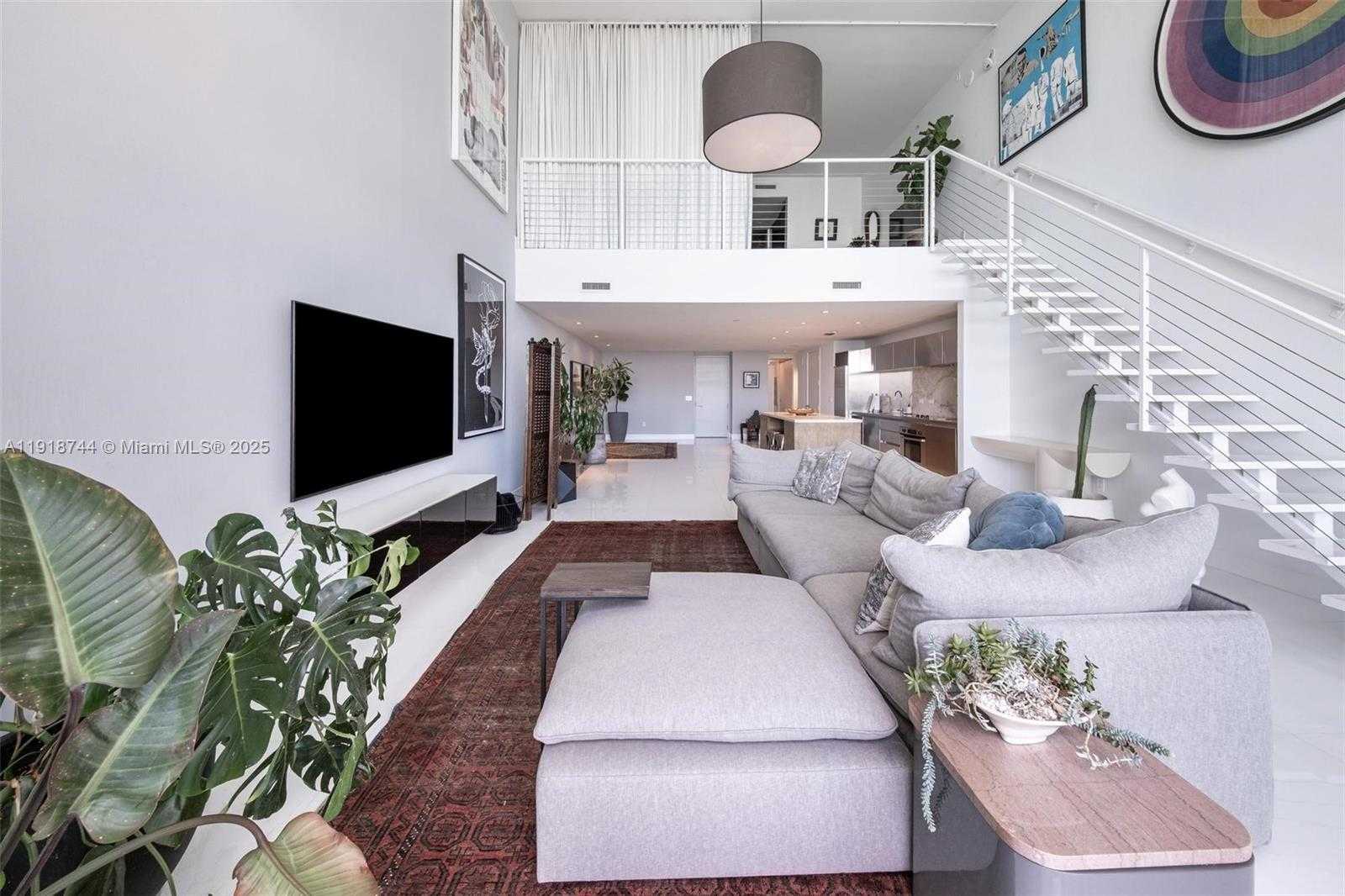 Small Image of 1040 BISCAYNE BLVD #2203, Miami Number 39