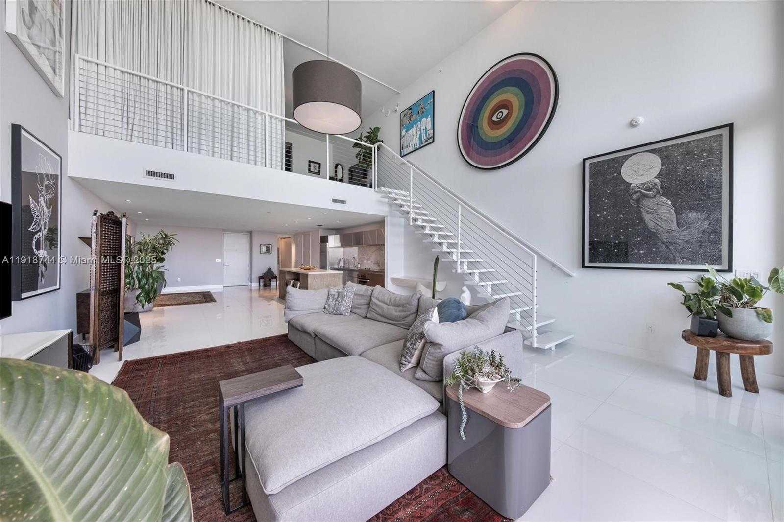 Small Image of 1040 BISCAYNE BLVD #2203, Miami Number 40