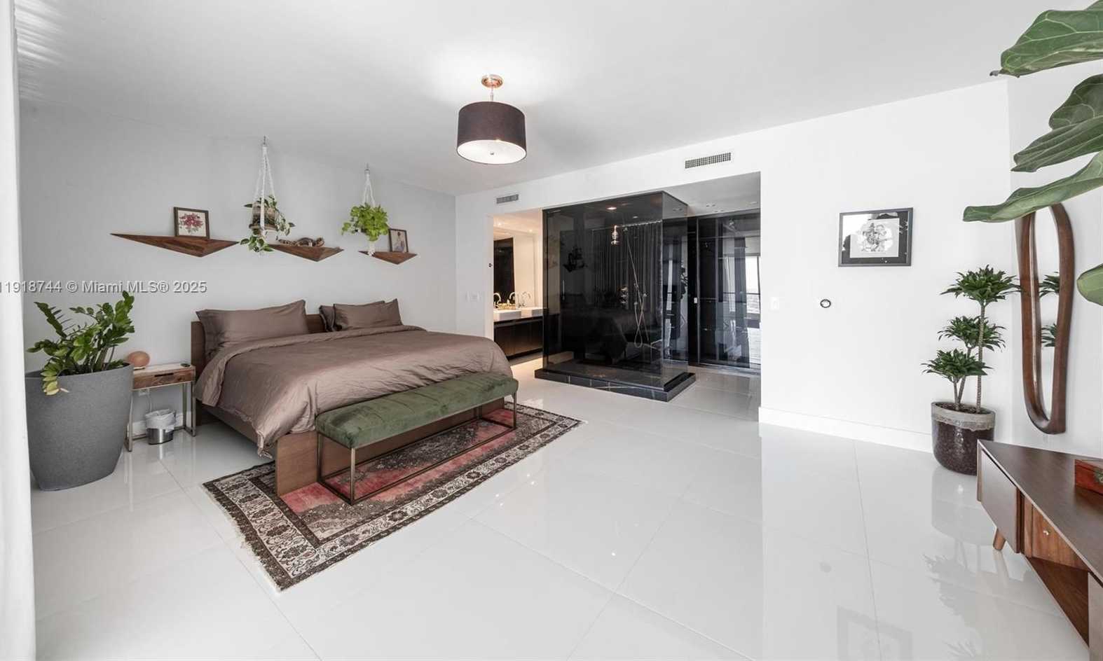 Small Image of 1040 BISCAYNE BLVD #2203, Miami Number 45