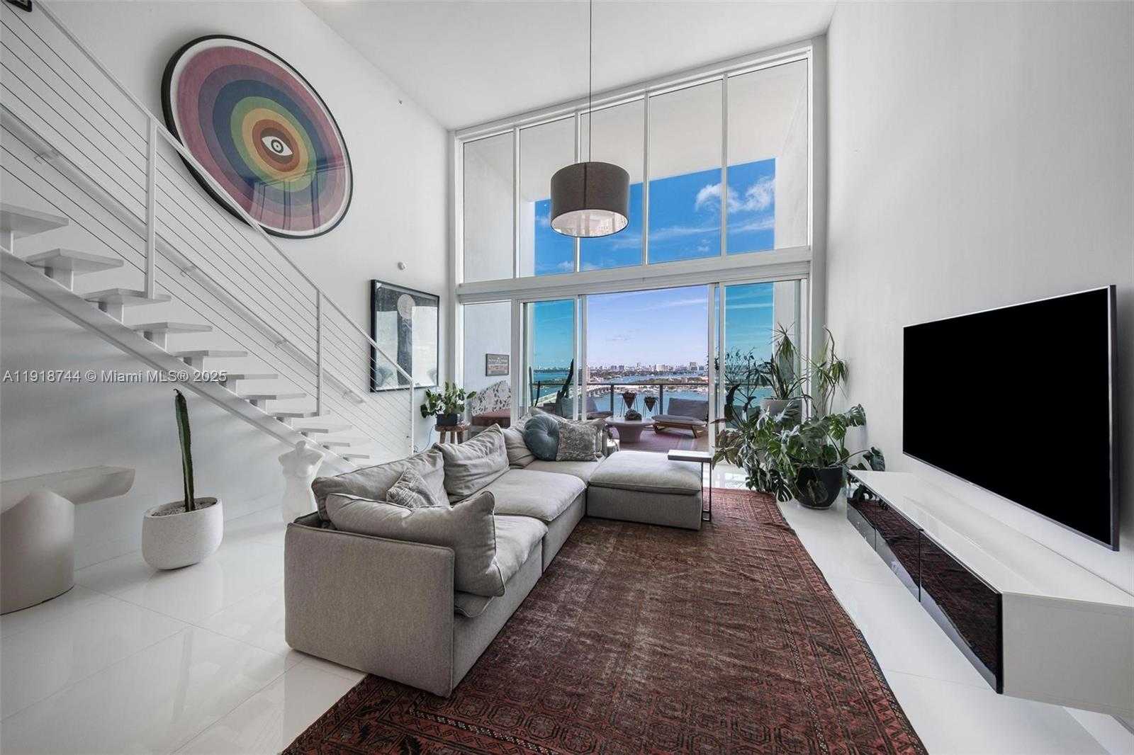 Small Image of 1040 BISCAYNE BLVD #2203, Miami Number 58