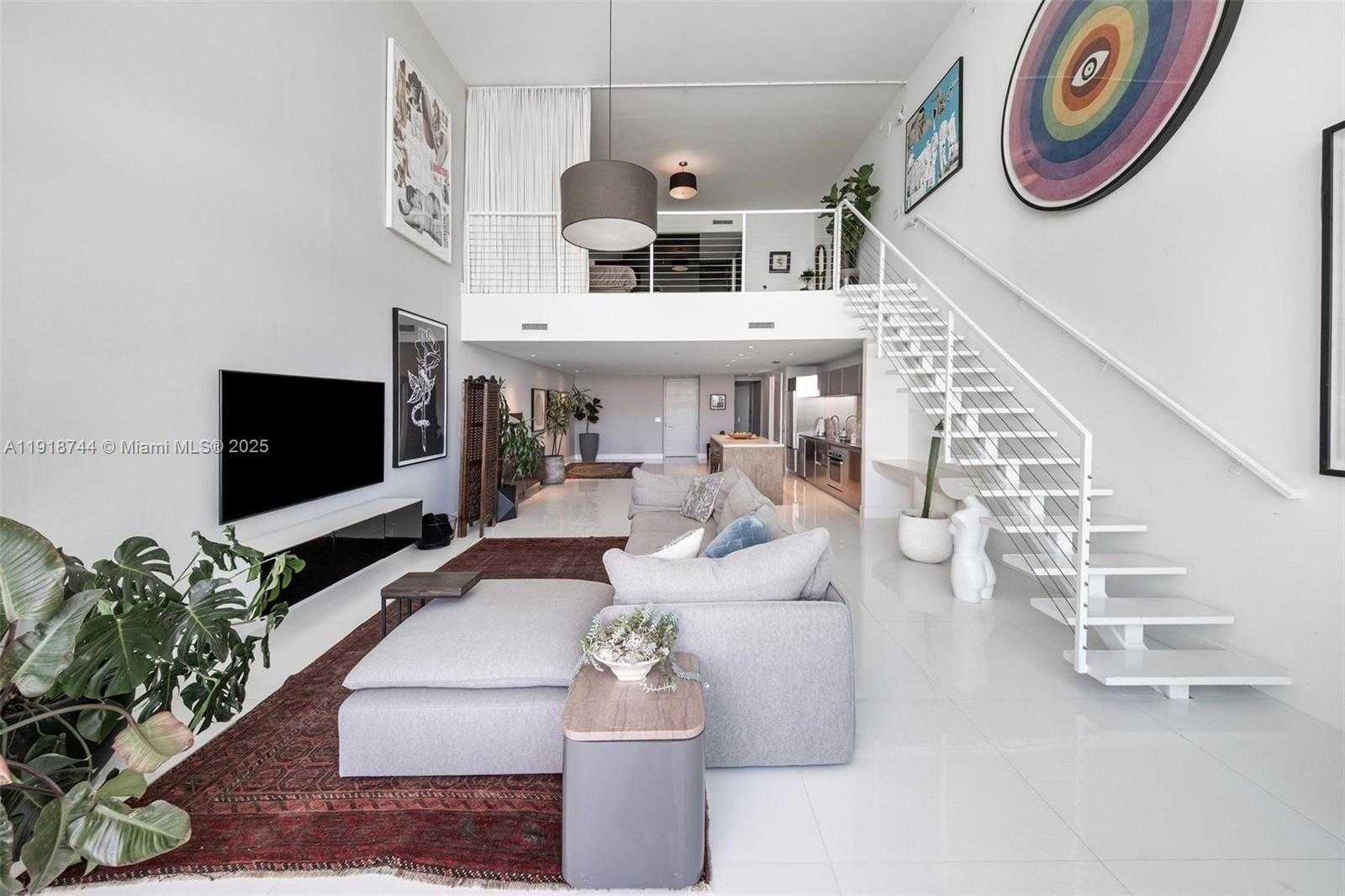 Small Image of 1040 BISCAYNE BLVD #2203, Miami Number 60