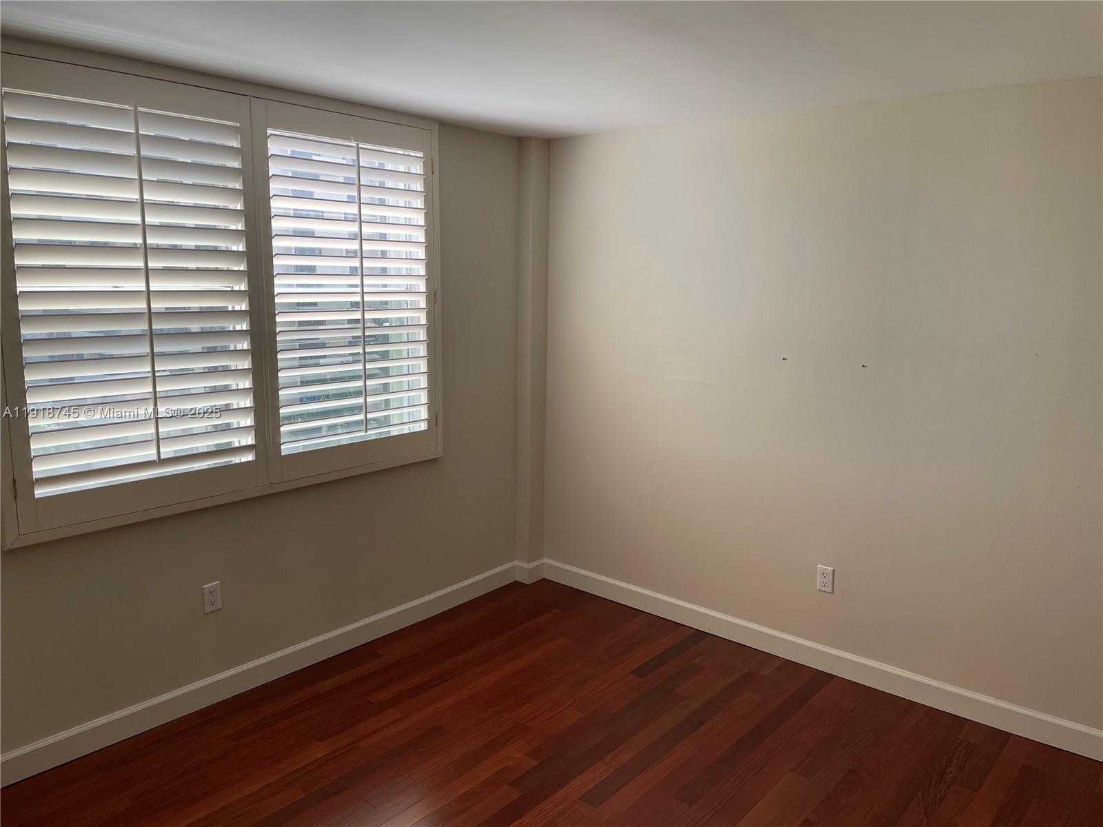 Small Image of 625 BILTMORE WAY #805, Coral Gables Number 14