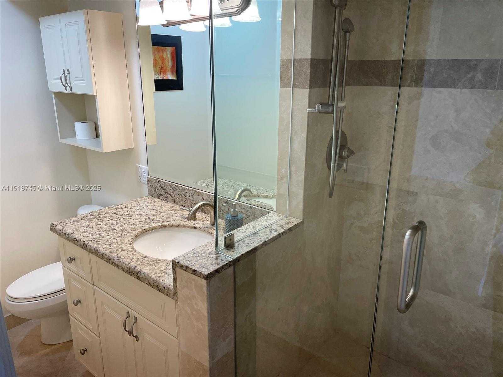 Small Image of 625 BILTMORE WAY #805, Coral Gables Number 15