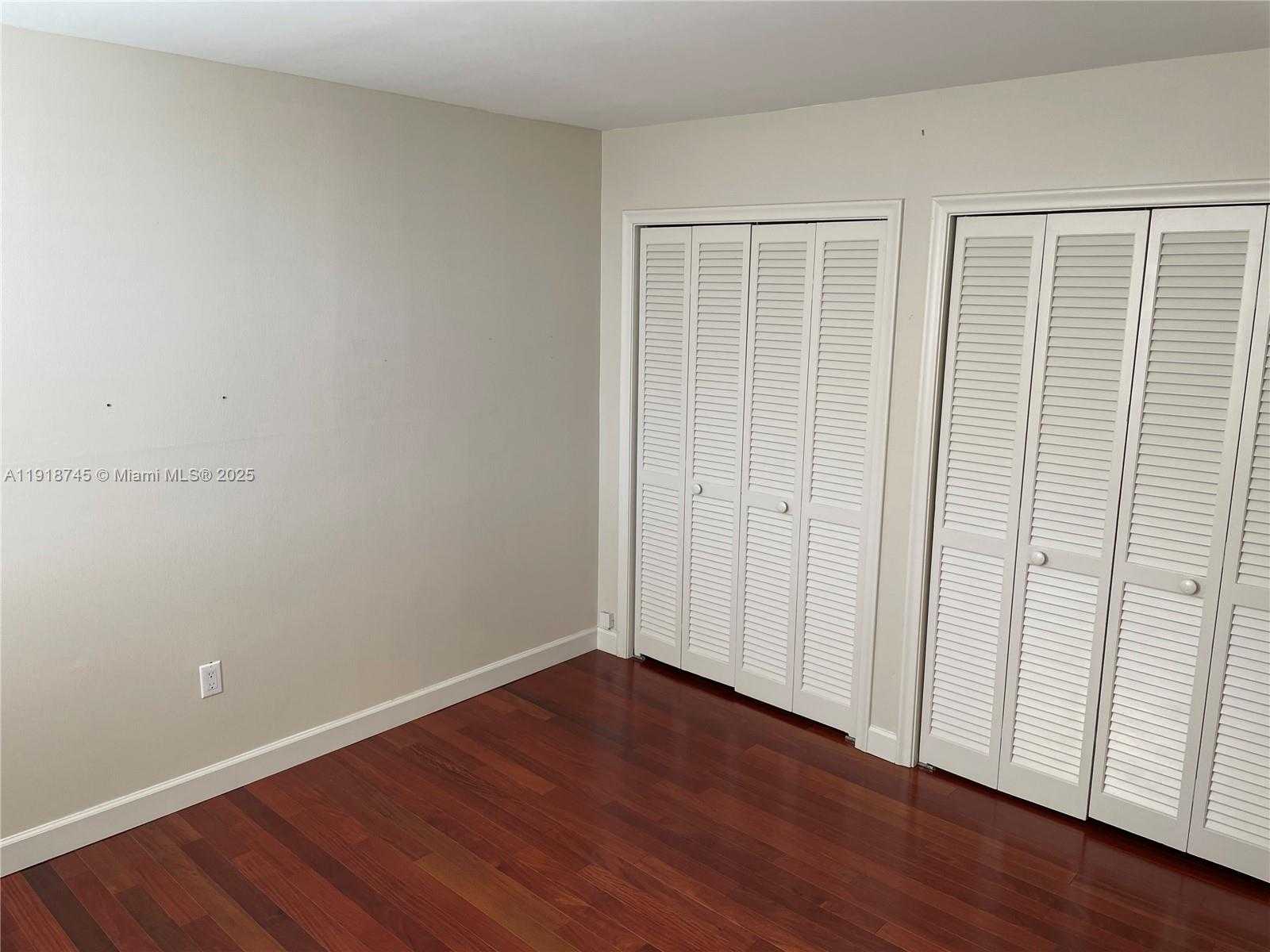 Small Image of 625 BILTMORE WAY #805, Coral Gables Number 18