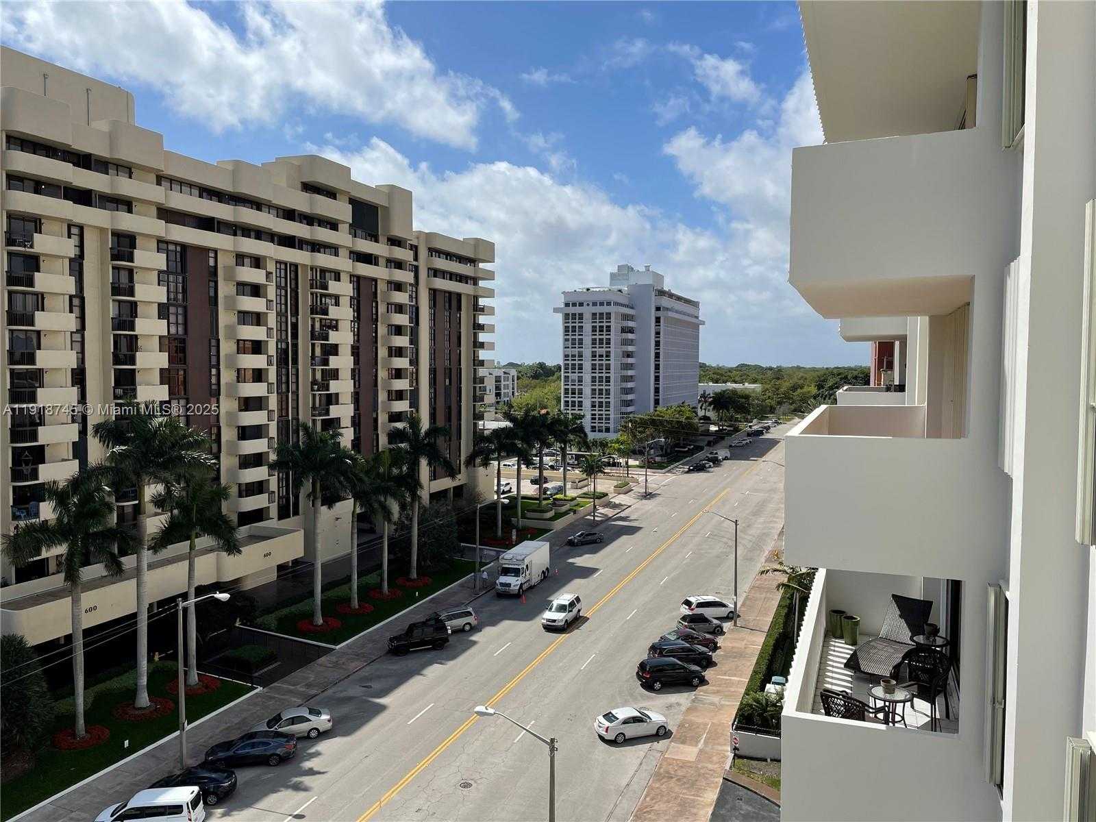 Small Image of 625 BILTMORE WAY #805, Coral Gables Number 31