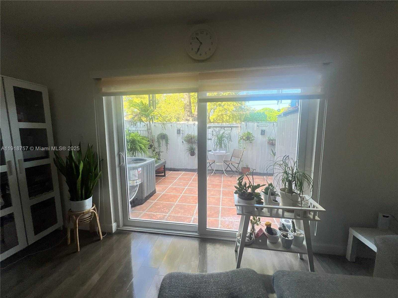 Small Image of 421 NORTH WEST 109TH AVE #3B, Miami Number 5