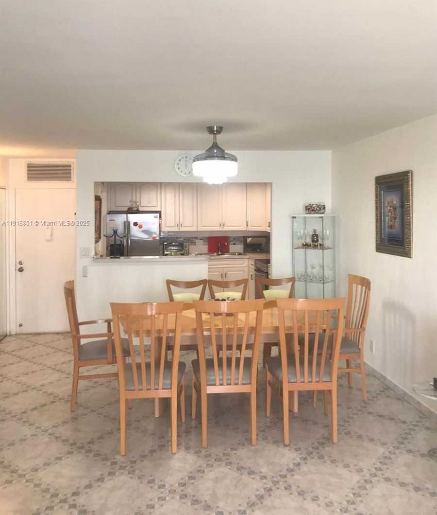 Small Image of 2101 SOUTH OCEAN DR #1802, Hollywood Number 8