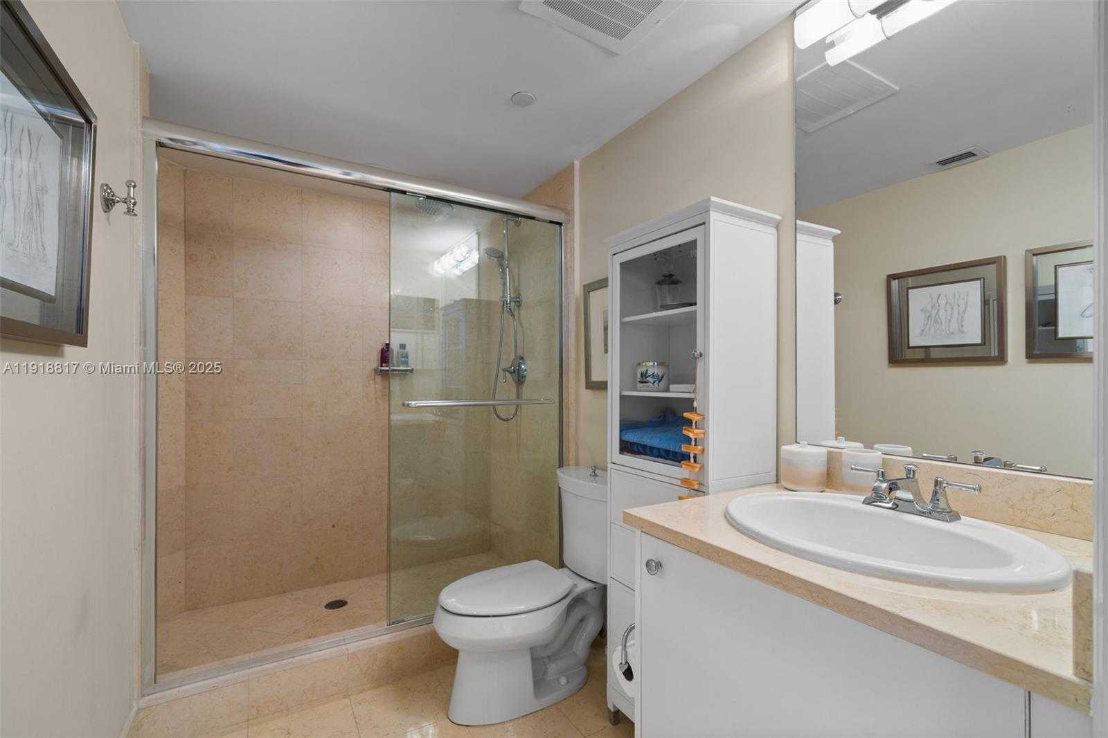 Imagen de Pequeño Objeto