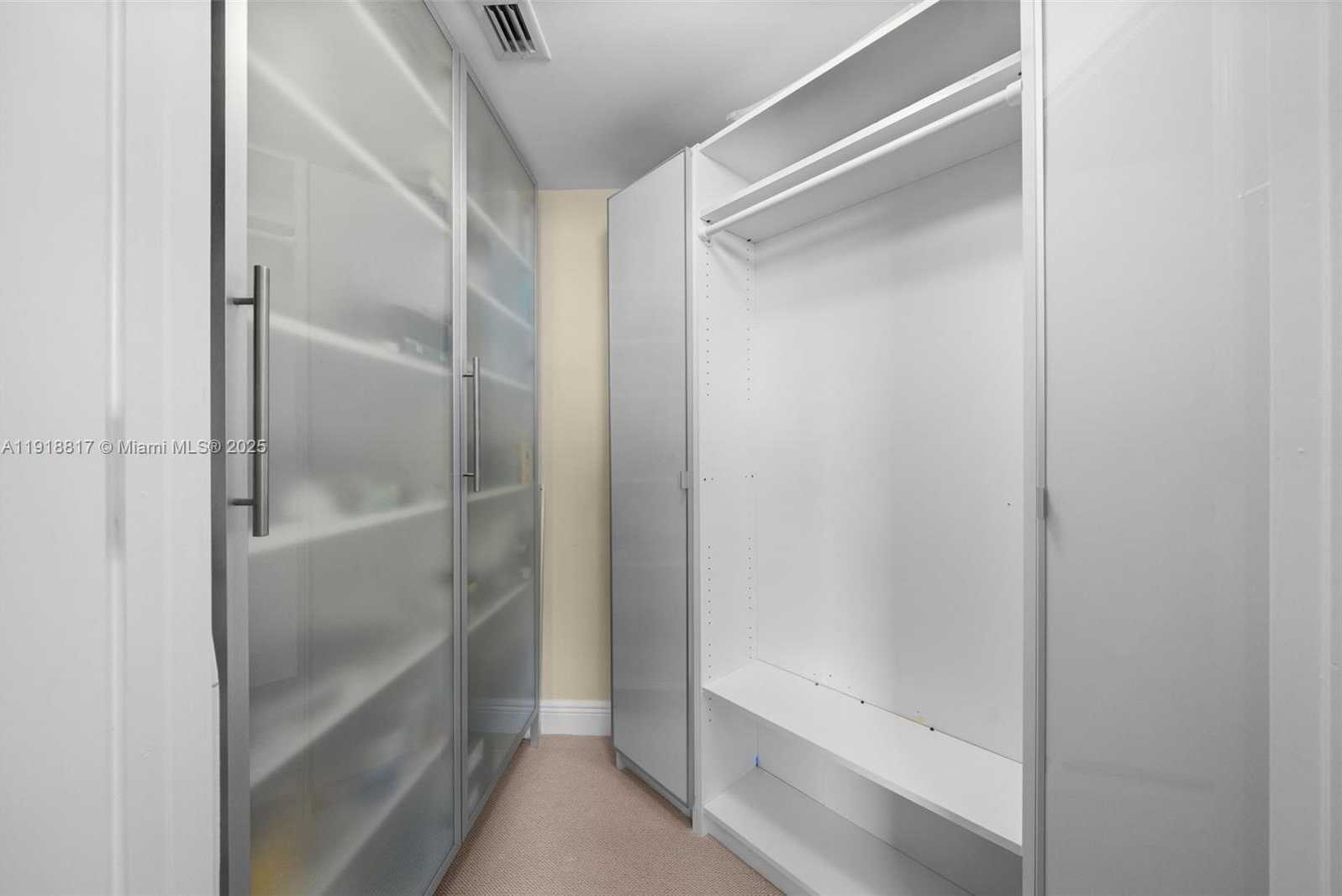 Imagen de Pequeño Objeto