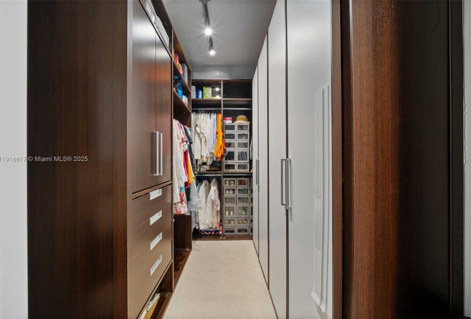 Imagen de Pequeño Objeto