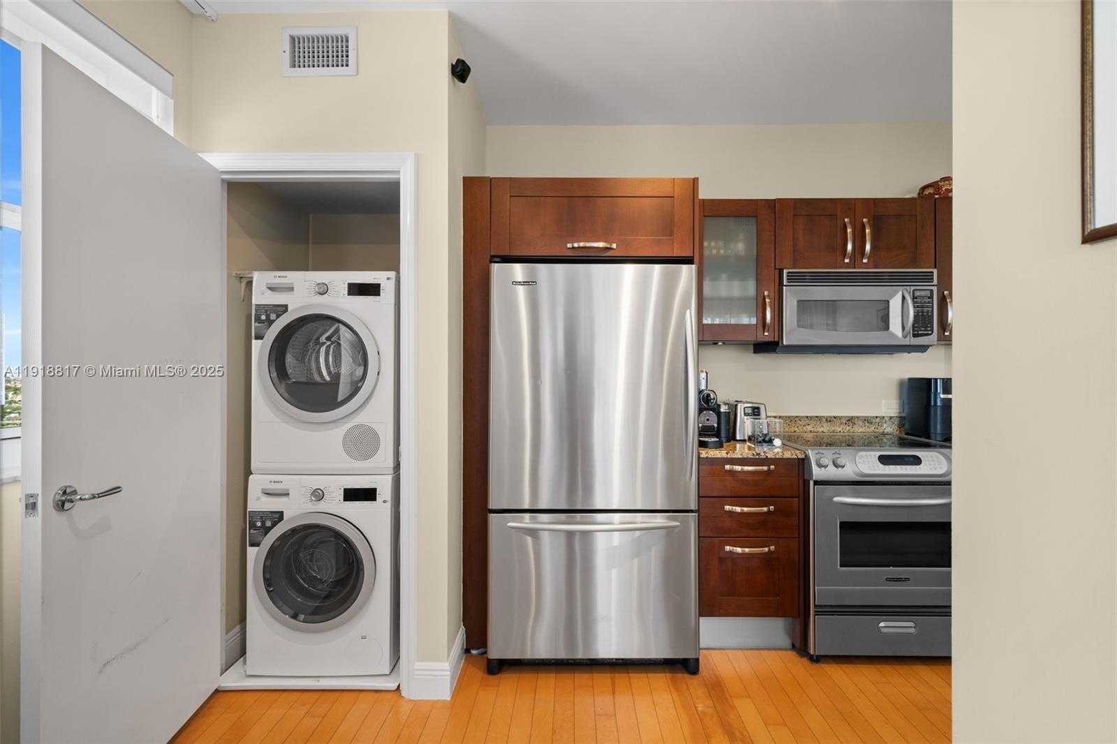 Imagen de Pequeño Objeto