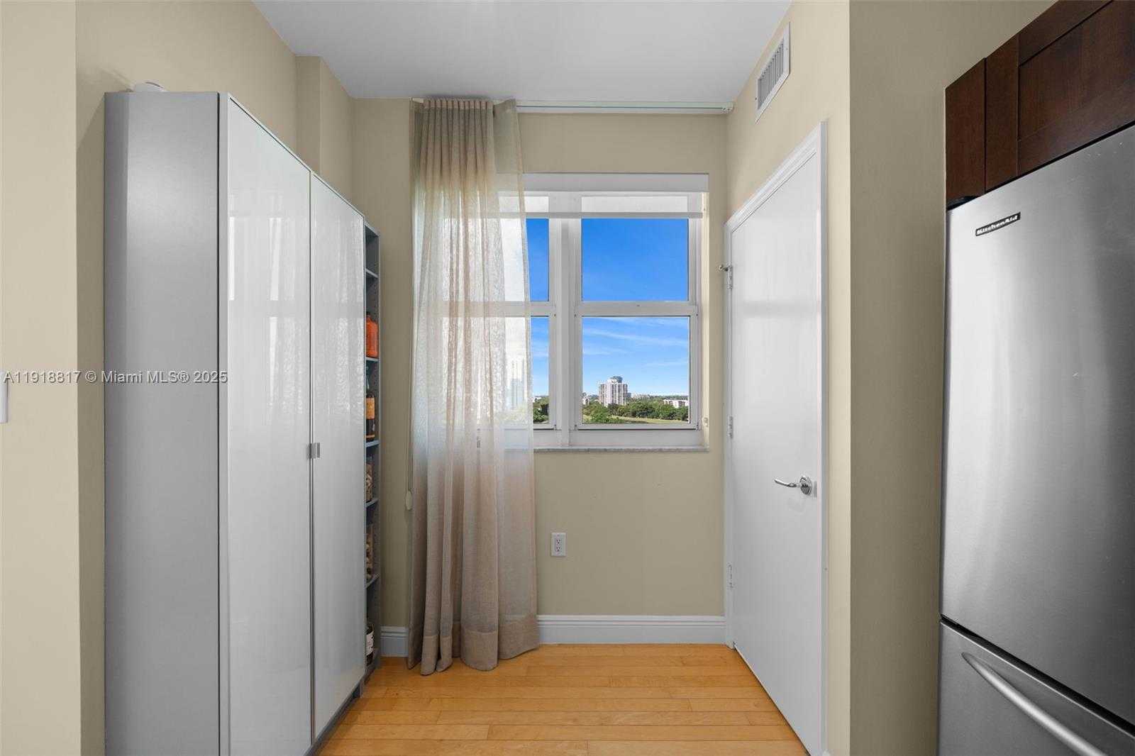 Imagen de Pequeño Objeto