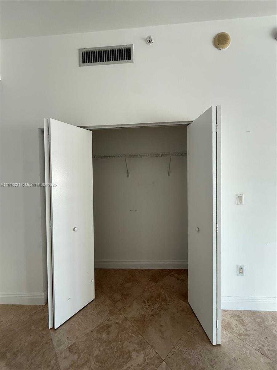 Small Image of 133 NORTH EAST 2ND AVE #2912, Miami Number 10