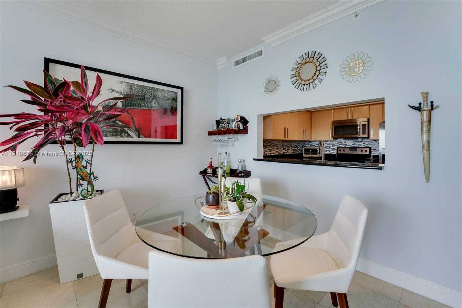 Small Image of 2475 BRICKELL AVENUE #1909, Miami Number 7