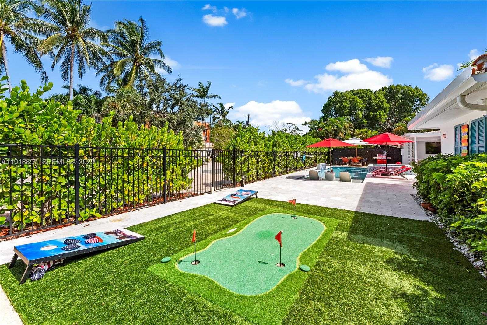 Small Image of 2600 NORTH EAST 15TH ST, Fort Lauderdale Number 2