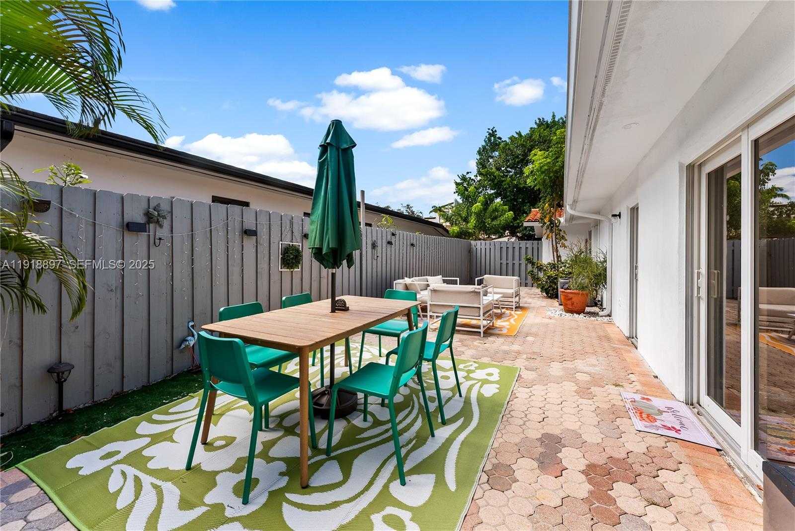 Small Image of 2600 NORTH EAST 15TH ST, Fort Lauderdale Number 23