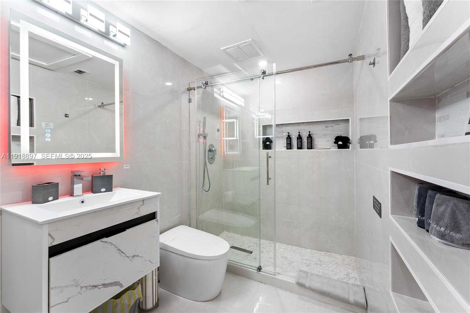 Small Image of 2600 NORTH EAST 15TH ST, Fort Lauderdale Number 45