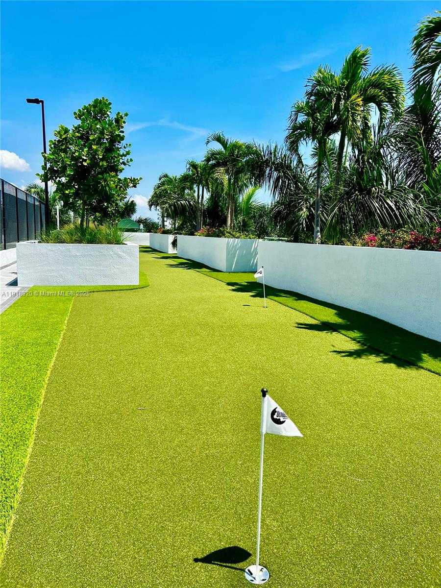 Small Image of 1330 WEST AVE #2513, Miami Beach Number 14