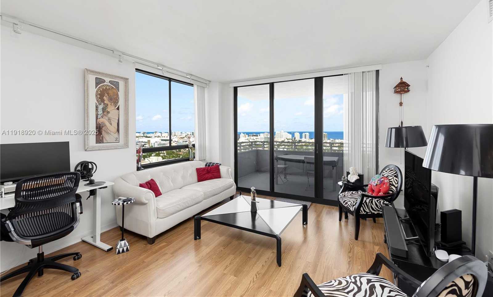 Small Image of 1330 WEST AVE #2513, Miami Beach Number 2