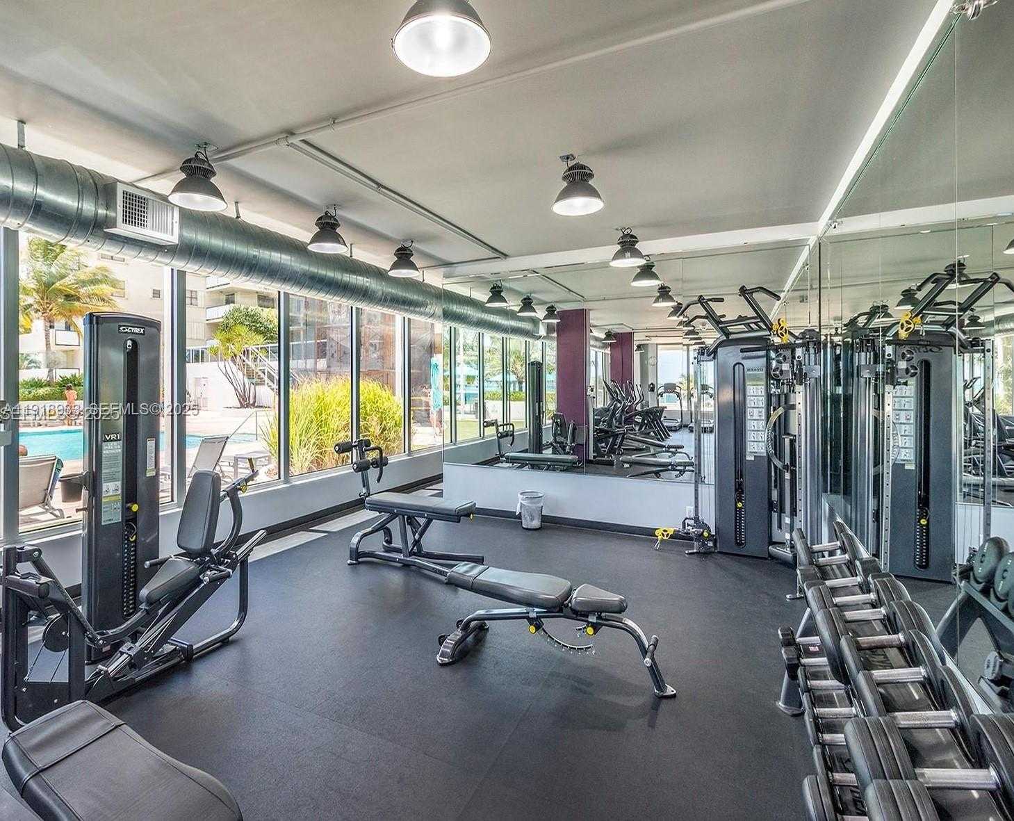 Small Image of 100 LINCOLN ROAD #1027, Miami Beach Number 18