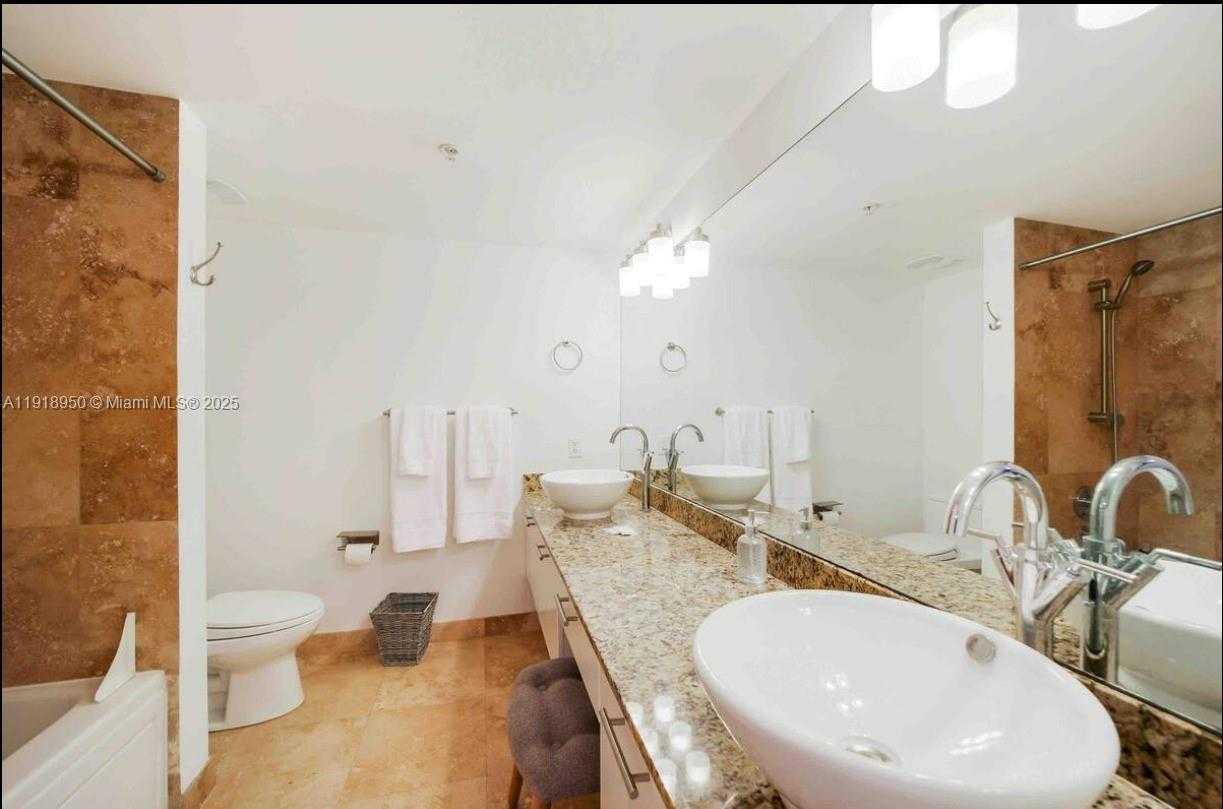 Small Image of 41 SOUTH EAST 5TH ST #708, Miami Number 5