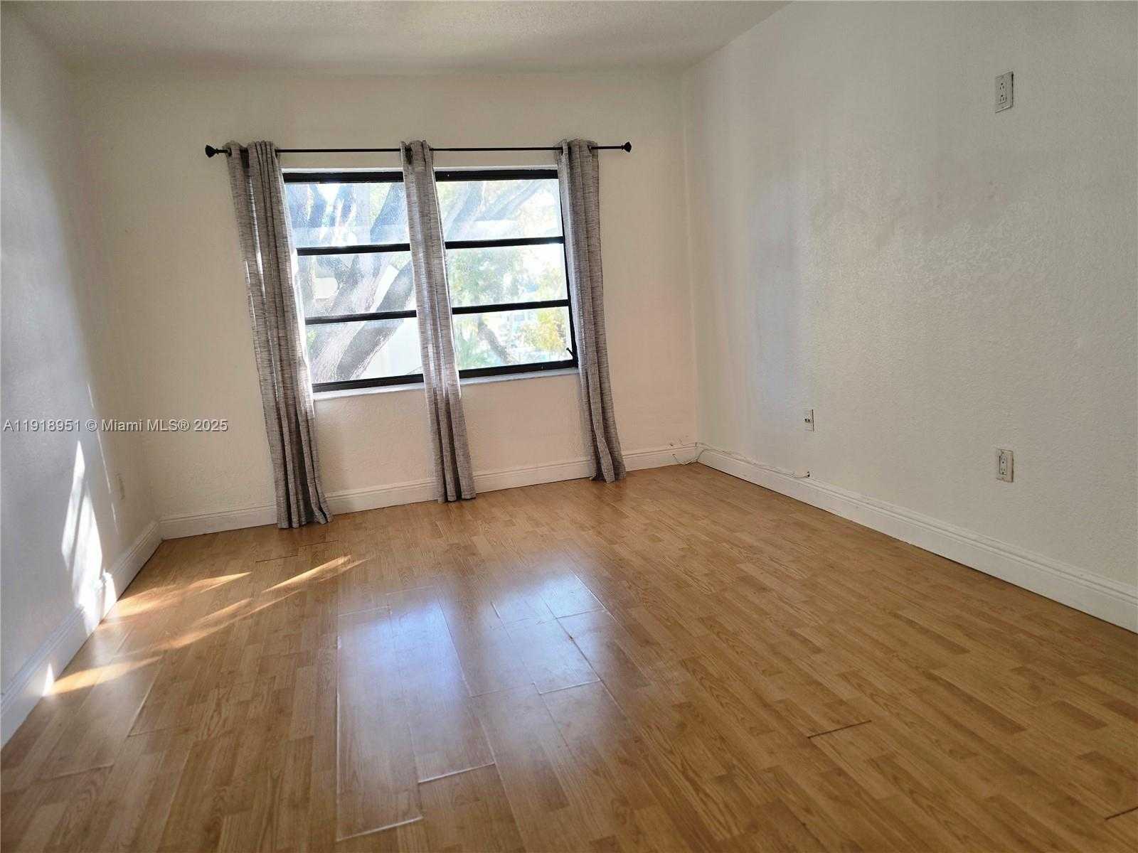 Small Image of 7925 SOUTH WEST 104TH ST #201E, Miami Number 26