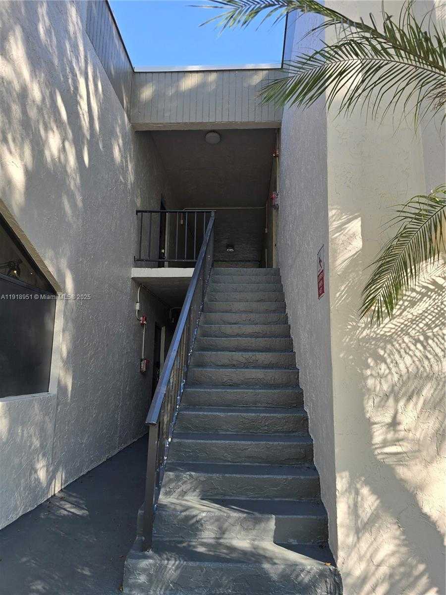 Small Image of 7925 SOUTH WEST 104TH ST #201E, Miami Number 5